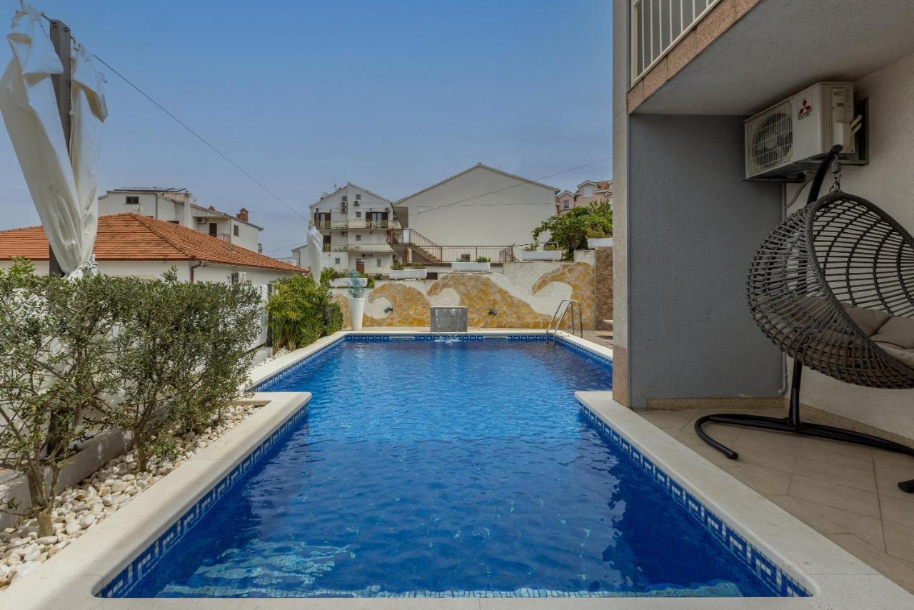 Villa Costa Blu With Pool By The Sea 特罗吉尔 外观 照片