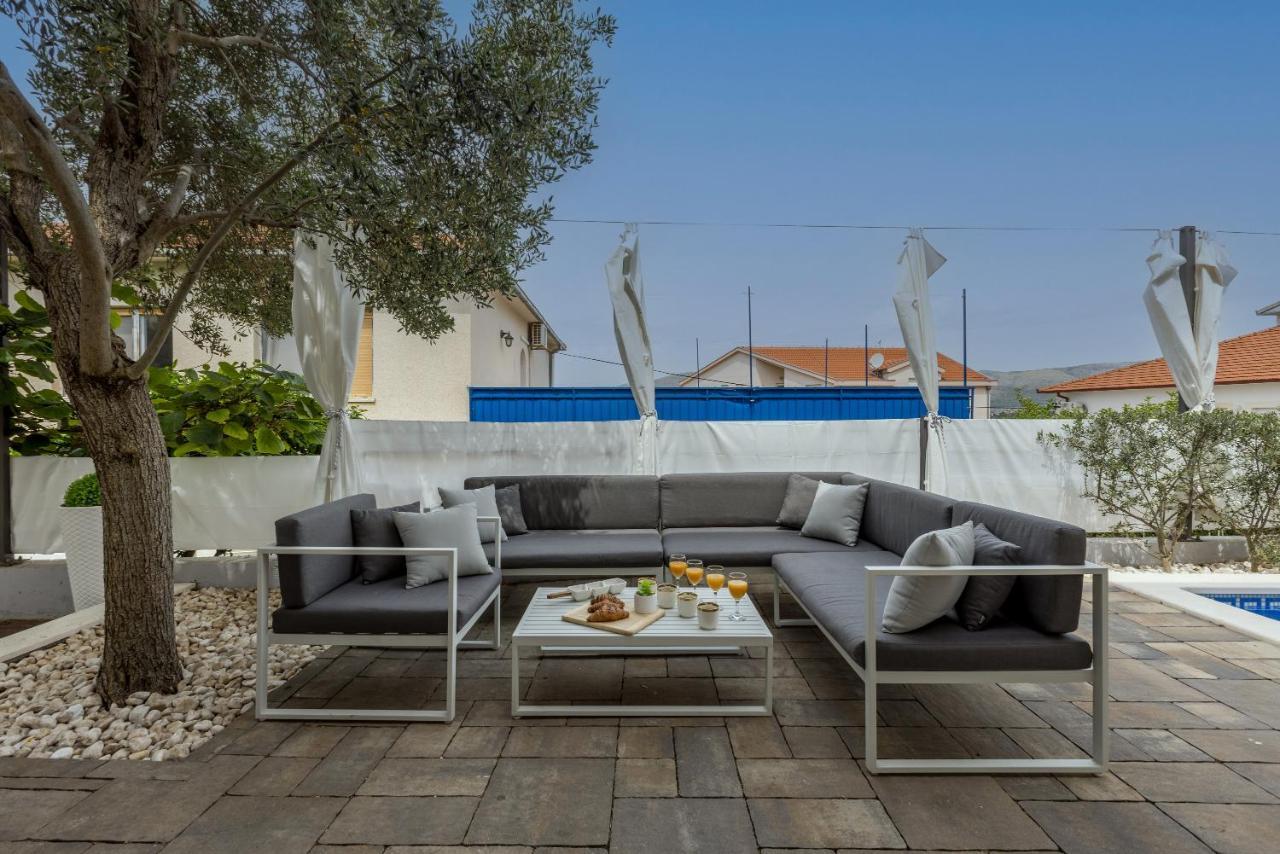 Villa Costa Blu With Pool By The Sea 特罗吉尔 外观 照片